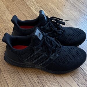 Adidas Men's Black UltraBoost Sneakers (8.5)